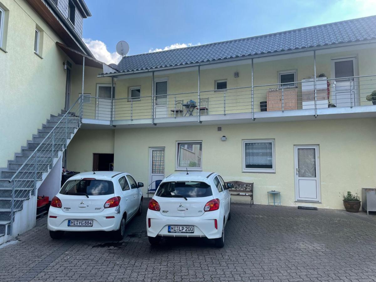 Easystay#2 Cozy Studio In Kliniknaehe, Mit Netflix,Kueche & Bad Бад-Эйнхаузен Экстерьер фото