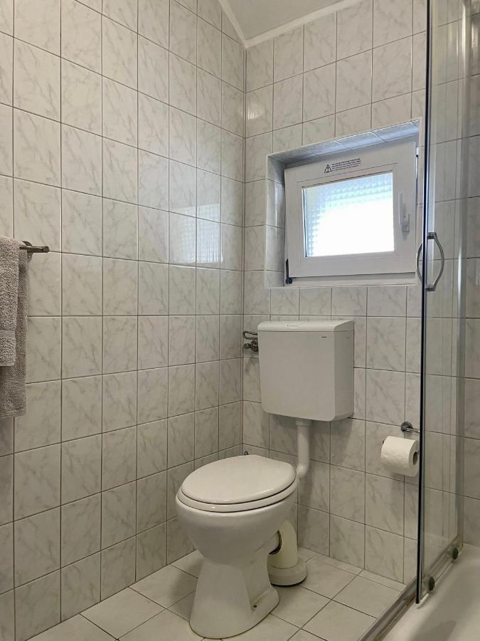 Easystay#2 Cozy Studio In Kliniknaehe, Mit Netflix,Kueche & Bad Бад-Эйнхаузен Экстерьер фото